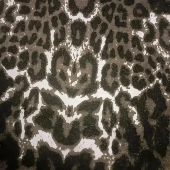 Leapard print pencil midi skirt. Brown black white. Poly spandex Size Large - Picture 3 of 5